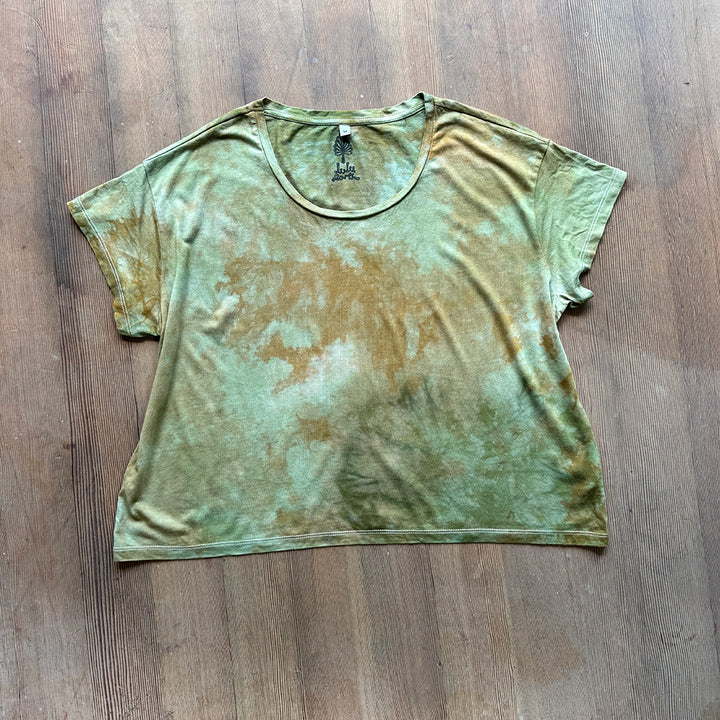 Earth-Dyed Moss Green Organic T-Shirt — Handcrafted Slow Made